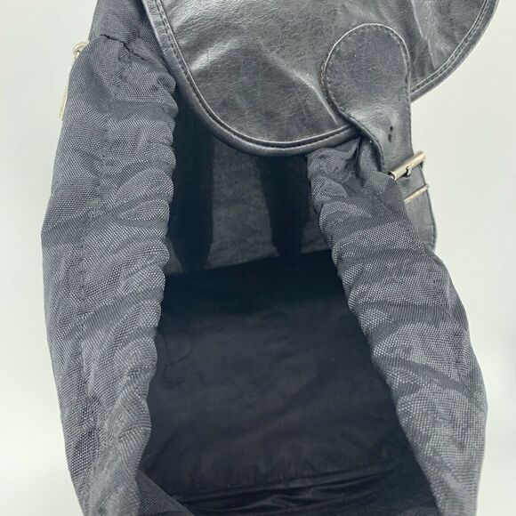 World Classics Black Vintage 90's Backpack - Picture 8 of 10